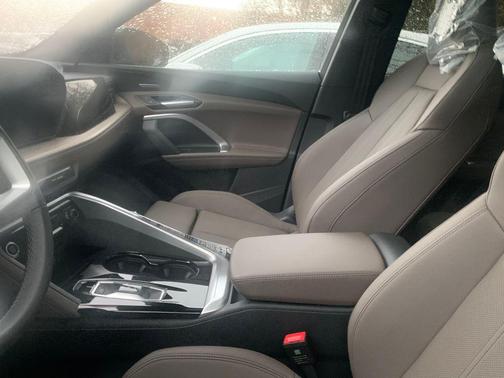 2025 Audi Q5 Premium Plus TFSI quattro S tronic