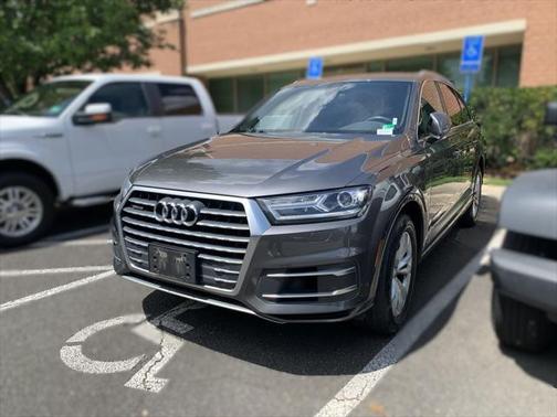 2019 Audi Q7 55 Premium