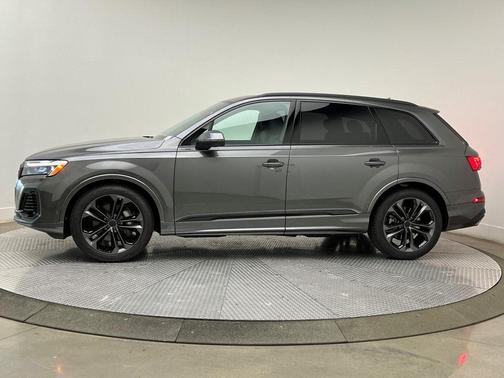 2026 Audi Q7 55 Premium Plus