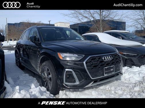 2023 Audi Q5 45 S line Premium Plus