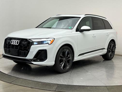 2026 Audi Q7 55 Premium Plus