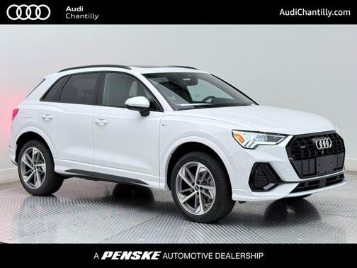 2025 Audi Q3 Premium 45 TFSI S line quattro Tiptronic