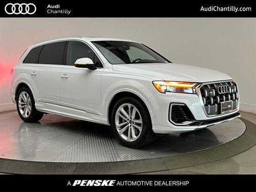 2025 Audi Q7 55 Premium Plus