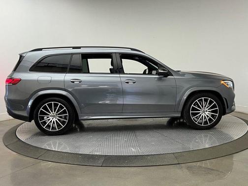 2022 Mercedes-Benz GLS 450 4MATIC