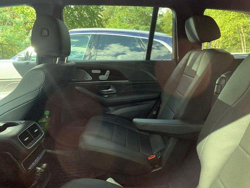 2022 Mercedes-Benz GLS 450 4MATIC
