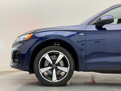2022 Audi Q5 45 S line Prestige