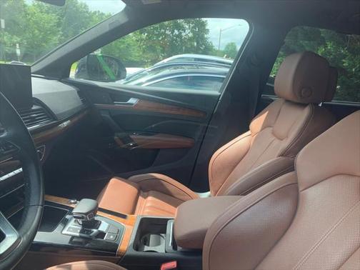 2022 Audi Q5 45 S line Prestige