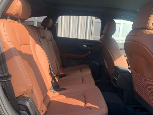 2026 Audi Q7 55 Premium Plus