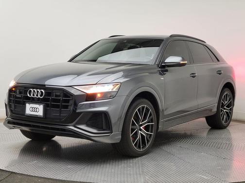 Daytona Gray Pearl Effect 2019 Audi Q8 3.0T Premium Plus