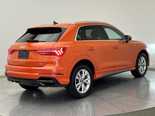 2022 Audi Q3 45 S line Premium Plus
