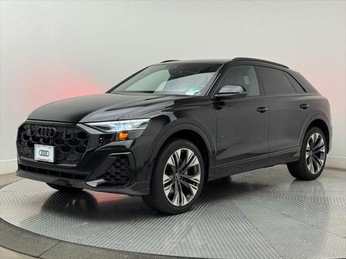 2025 Audi Q8 55 Premium Plus