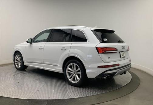 2025 Audi Q7 55 Prestige