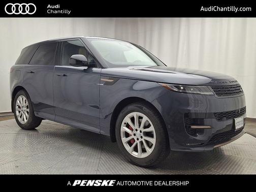 2025 Land Rover Range Rover Sport SE
