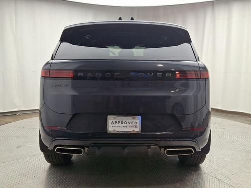 2025 Land Rover Range Rover Sport SE