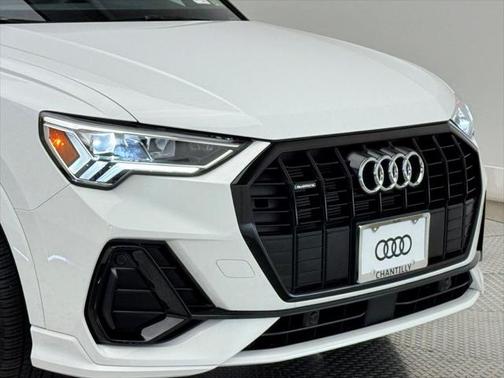 2024 Audi Q3 Premium 45 TFSI S line quattro Tiptronic