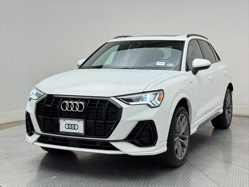 2024 Audi Q3 Premium 45 TFSI S line quattro Tiptronic