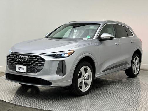 2025 Audi Q5 Premium Plus TFSI quattro S tronic