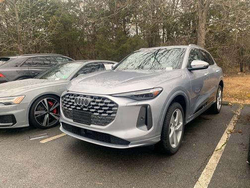 2025 Audi Q5 Premium Plus TFSI quattro S tronic