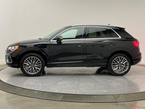 2022 Audi Q3 40 Premium