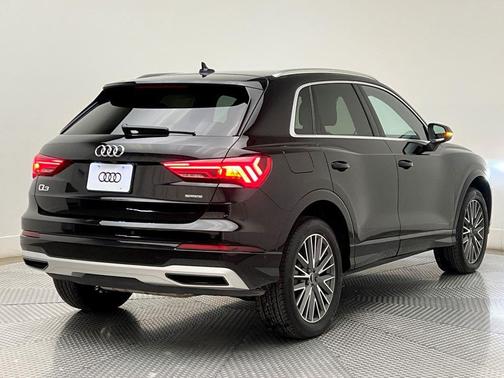 2022 Audi Q3 40 Premium