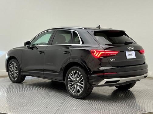 2022 Audi Q3 40 Premium