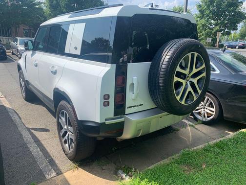 2023 Land Rover Defender 110 S