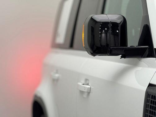 2023 Land Rover Defender 110 S