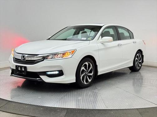 2017 Honda Accord EX-L w/Navigation & Honda Sensing