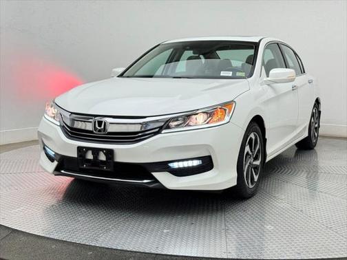 2017 Honda Accord EX-L w/Navigation & Honda Sensing