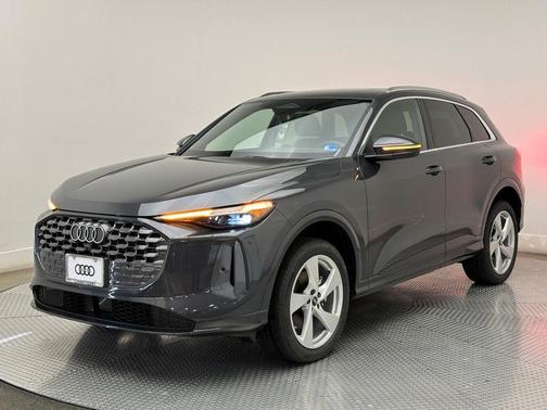 2025 Audi Q5 Premium Plus TFSI quattro S tronic