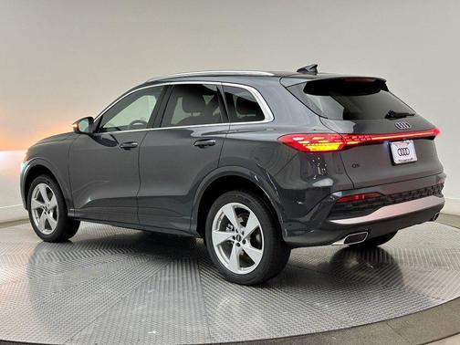 2025 Audi Q5 Premium Plus TFSI quattro S tronic