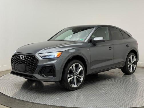 2022 Audi Q5 45 S line Premium Plus
