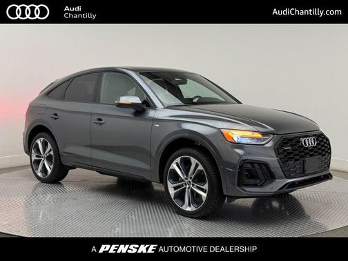2022 Audi Q5 45 S line Premium Plus