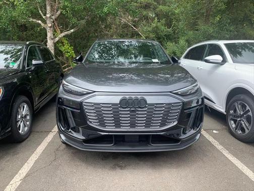 2025 Audi SQ6 e-tron Premium Plus quattro