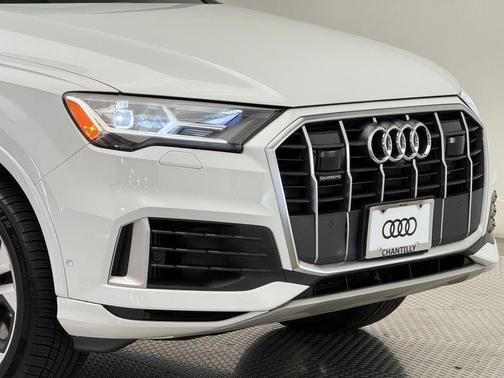 2021 Audi Q7 55 Premium Plus