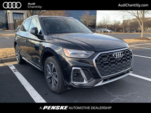 2022 Audi Q5 45 S line Premium Plus