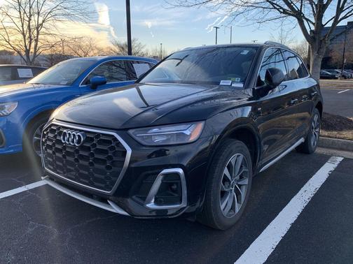 2022 Audi Q5 45 S line Premium Plus