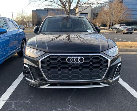 2022 Audi Q5 45 S line Premium Plus