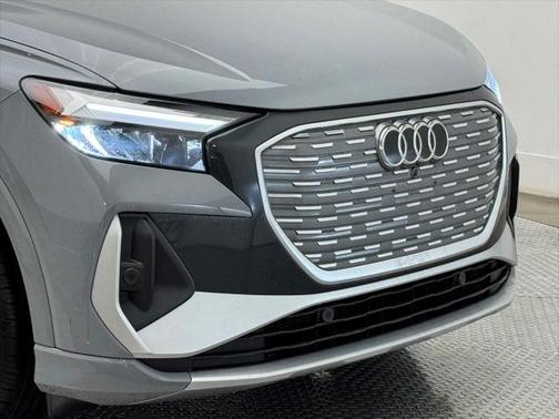 2024 Audi Q4 e-tron Premium 55 quattro