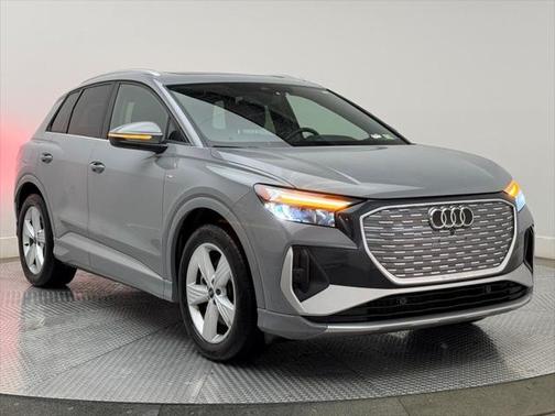 2024 Audi Q4 e-tron Premium 55 quattro