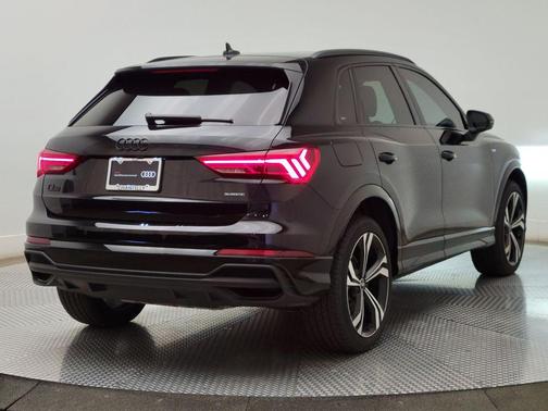 2023 Audi Q3 45 S line Premium Plus