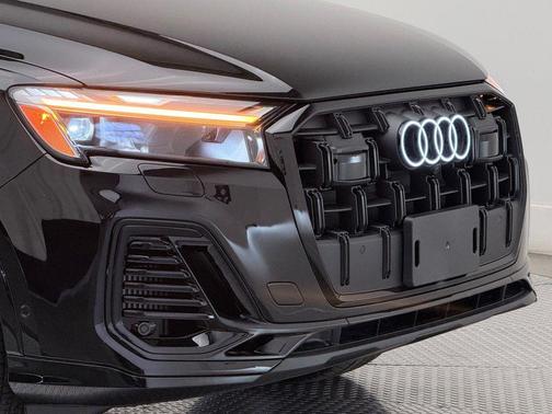 2026 Audi Q7 55 Premium Plus
