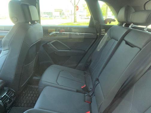 2024 Audi Q3 45 S line Premium Plus