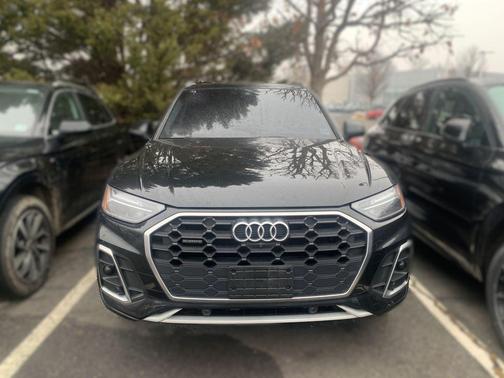 2023 Audi Q5 45 S line Premium Plus