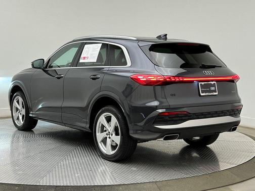 2025 Audi Q5 Premium Plus TFSI quattro S tronic