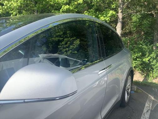 2017 Tesla Model X 75D