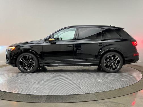 2026 Audi Q7 55 Premium Plus