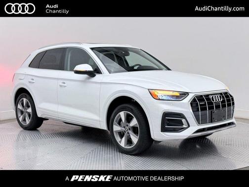 2023 Audi Q5 40 Premium Plus
