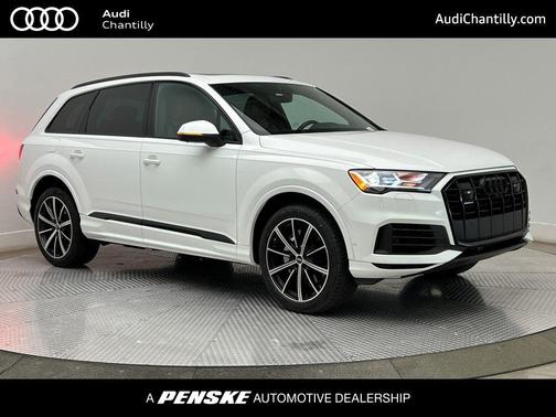 2022 Audi Q7 55 Premium Plus