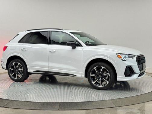 2025 Audi Q3 45 S line Premium Plus